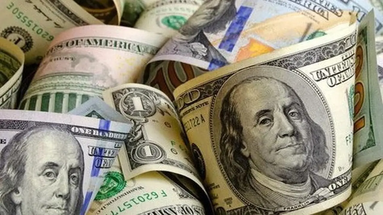 سعر الدولار الأمريكي ينخفض اليوم بشكل ملحوظ في الأسواق.